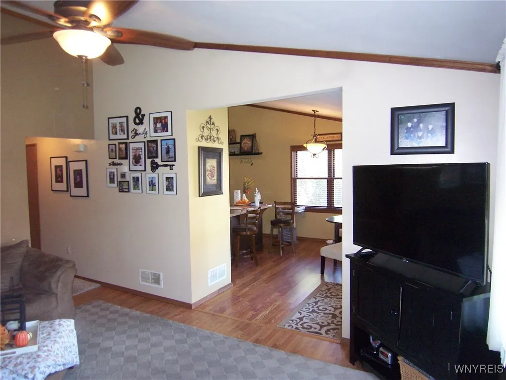 21 Osterhout Avenue, Batavia City, New York 14020, Batavia City, New York 14020, 3 Bedrooms Bedrooms, 6 Rooms Rooms,2 BathroomsBathrooms,Residential,For Sale,21 Osterhout Avenue, Batavia City, New York 14020,0,B1647581