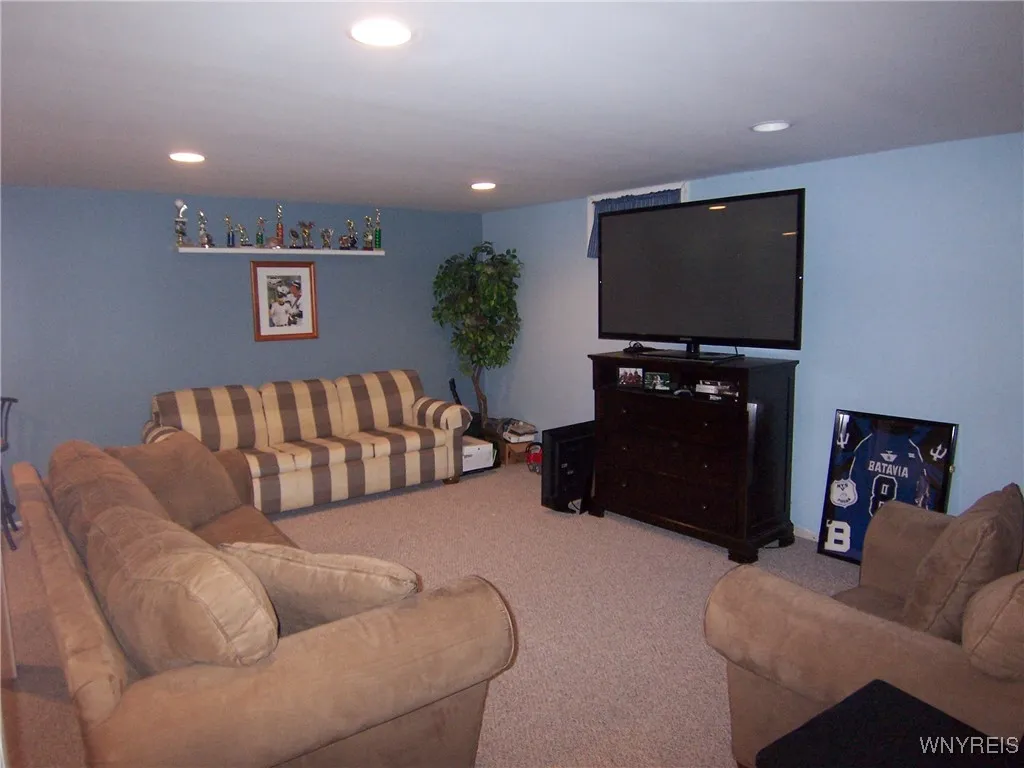 21 Osterhout Avenue, Batavia City, New York 14020, Batavia City, New York 14020, 3 Bedrooms Bedrooms, 6 Rooms Rooms,2 BathroomsBathrooms,Residential,For Sale,21 Osterhout Avenue, Batavia City, New York 14020,0,B1647581