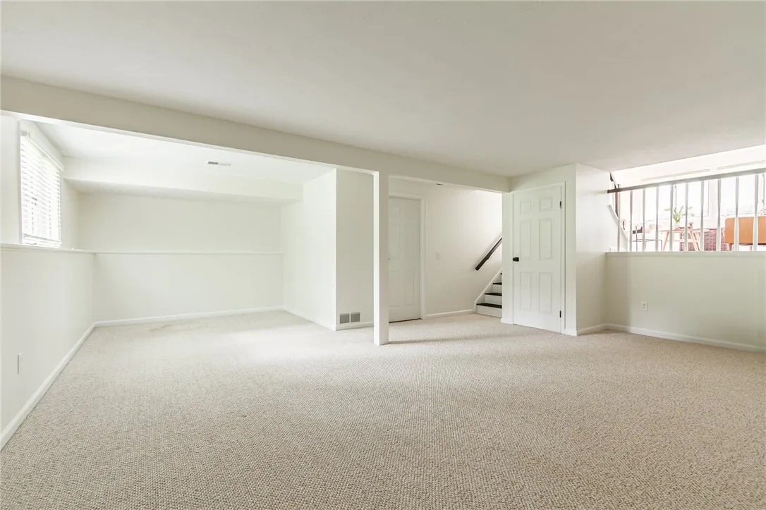 1 Brandywine Lane, Perinton, New York 14450, Perinton, New York 14450, 3 Bedrooms Bedrooms, 6 Rooms Rooms,2 BathroomsBathrooms,Residential,For Sale,1 Brandywine Lane, Perinton, New York 14450,0,R1647514