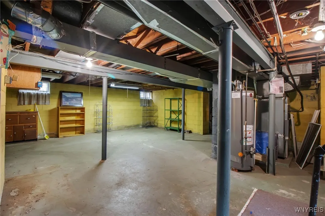 1267 - 1271 Walden Avenue, Cheektowaga, New York 1, Cheektowaga, New York 14211, 7 Bedrooms Bedrooms, 13 Rooms Rooms,3 BathroomsBathrooms,Residential,For Sale,1267 - 1271 Walden Avenue, Cheektowaga, New York 1,0,B1647562