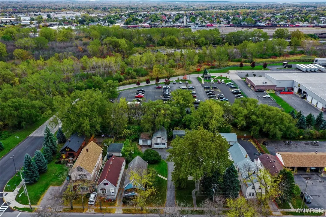 1267 - 1271 Walden Avenue, Cheektowaga, New York 1, Cheektowaga, New York 14211, 7 Bedrooms Bedrooms, 13 Rooms Rooms,3 BathroomsBathrooms,Residential,For Sale,1267 - 1271 Walden Avenue, Cheektowaga, New York 1,0,B1647562