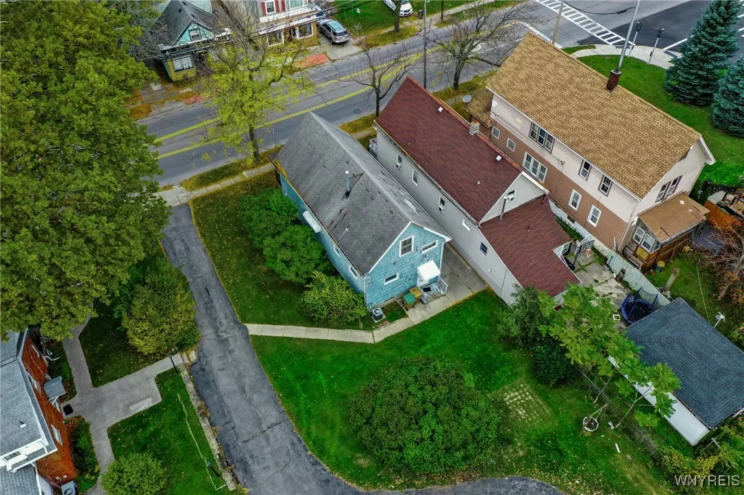 1267 - 1271 Walden Avenue, Cheektowaga, New York 1, Cheektowaga, New York 14211, 7 Bedrooms Bedrooms, 13 Rooms Rooms,3 BathroomsBathrooms,Residential,For Sale,1267 - 1271 Walden Avenue, Cheektowaga, New York 1,0,B1647562