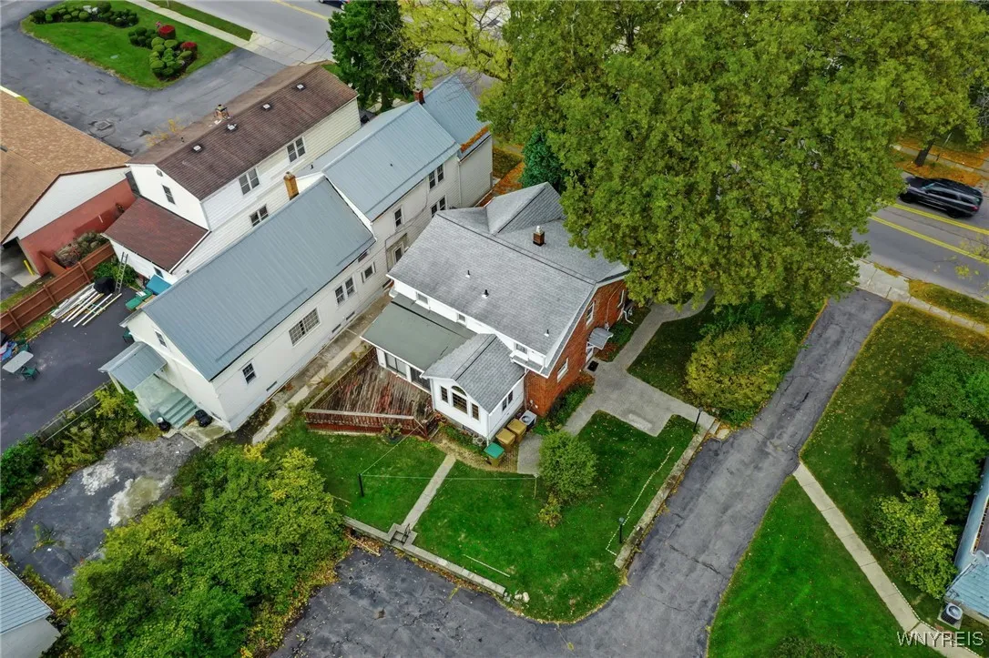 1267 - 1271 Walden Avenue, Cheektowaga, New York 1, Cheektowaga, New York 14211, 7 Bedrooms Bedrooms, 13 Rooms Rooms,3 BathroomsBathrooms,Residential,For Sale,1267 - 1271 Walden Avenue, Cheektowaga, New York 1,0,B1647562