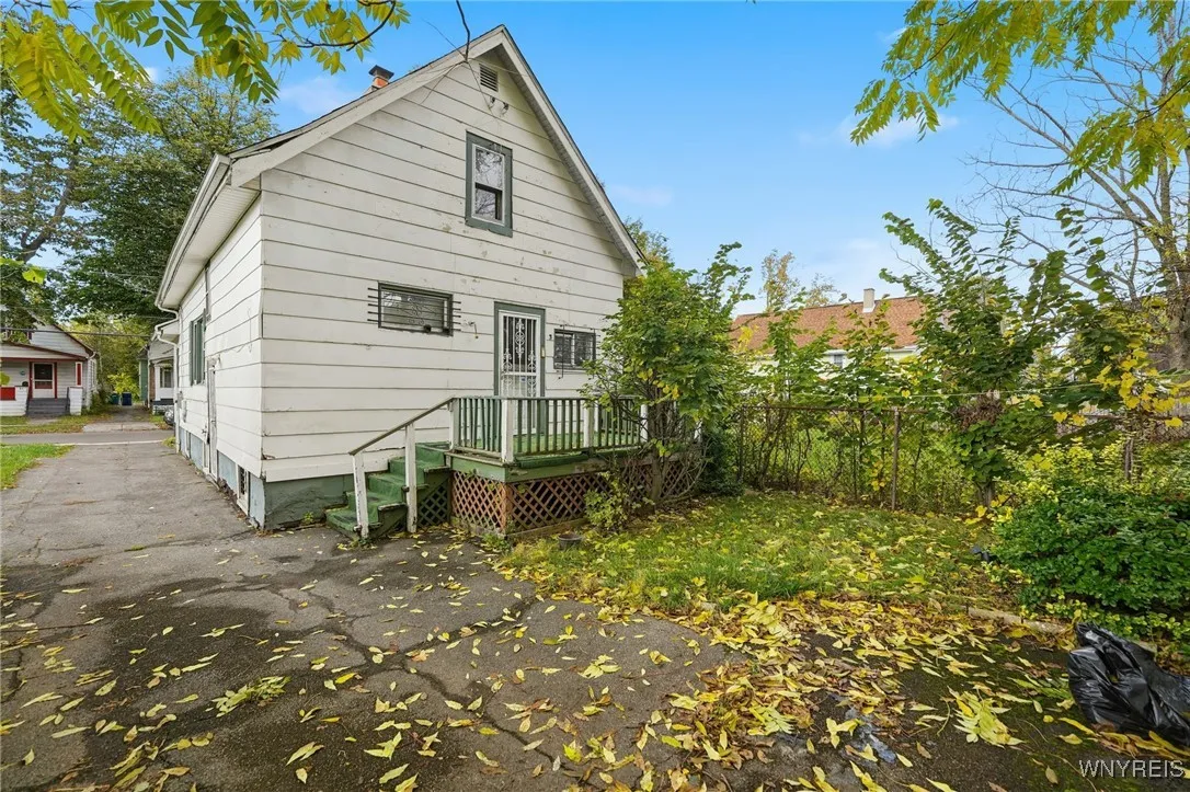 45 Stevens Avenue, Buffalo, New York 14215, Buffalo, New York 14215, 3 Bedrooms Bedrooms, 6 Rooms Rooms,1 BathroomBathrooms,Residential,For Sale,45 Stevens Avenue, Buffalo, New York 14215,0,B1647616