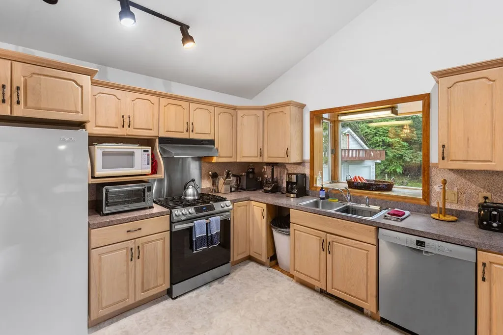 1089 Hog Mountain Road, Middletown, New York 12430, Middletown, New York 12430, 3 Bedrooms Bedrooms, 5 Rooms Rooms,2 BathroomsBathrooms,Residential,For Sale,1089 Hog Mountain Road, Middletown, New York 12430,0,R1647852