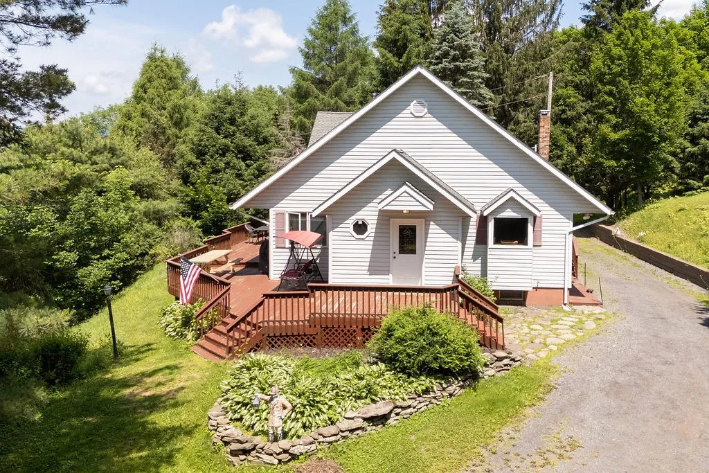 1089 Hog Mountain Road, Middletown, New York 12430, Middletown, New York 12430, 3 Bedrooms Bedrooms, 5 Rooms Rooms,2 BathroomsBathrooms,Residential,For Sale,1089 Hog Mountain Road, Middletown, New York 12430,0,R1647852