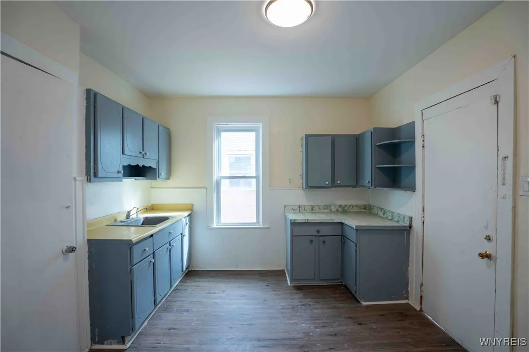 29 Sherwood Street, Buffalo, New York 14213, Buffalo, New York 14213, 6 Bedrooms Bedrooms, ,2 BathroomsBathrooms,Residential,For Sale,29 Sherwood Street, Buffalo, New York 14213,0,B1645276 29 Sherwood Street, Buffalo, New York 14213, Buffalo, New York 14213, 6 Bedrooms Bedrooms, ,2 BathroomsBathrooms,Residential,For Sale,29 Sherwood Street, Buffalo, New York 14213,0,B1645276