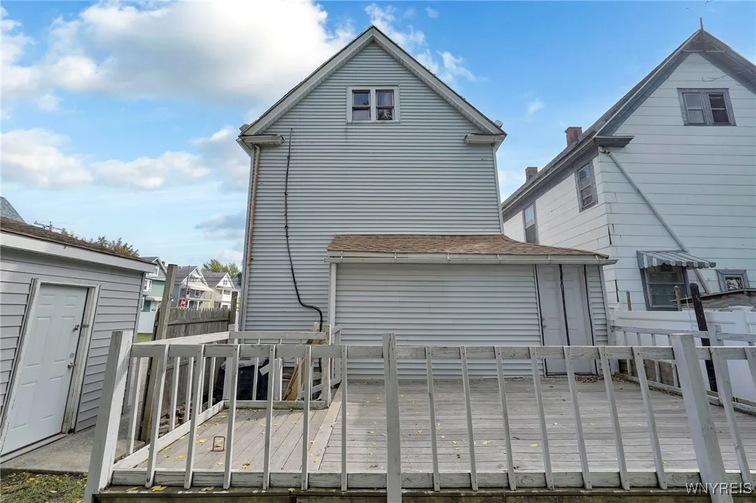 66 + 68 Arthur Street, Buffalo, New York 14207, Buffalo, New York 14207, 6 Bedrooms Bedrooms, ,2 BathroomsBathrooms,Residential,For Sale,66 + 68 Arthur Street, Buffalo, New York 14207,0,B1646195