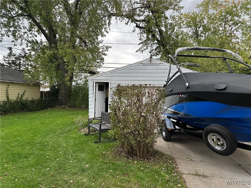 931 Parker Boulevard, Tonawanda, New York 14223, Tonawanda, New York 14223, 3 Bedrooms Bedrooms, 6 Rooms Rooms,1 BathroomBathrooms,Residential,For Sale,931 Parker Boulevard, Tonawanda, New York 14223,0,B1647546