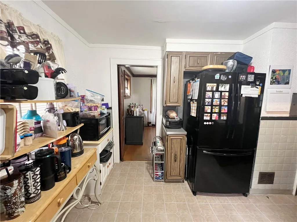 39 Maxwell Avenue, Rochester, New York 14619, Rochester, New York 14619, 3 Bedrooms Bedrooms, 7 Rooms Rooms,1 BathroomBathrooms,Residential,For Sale,39 Maxwell Avenue, Rochester, New York 14619,0,R1646338