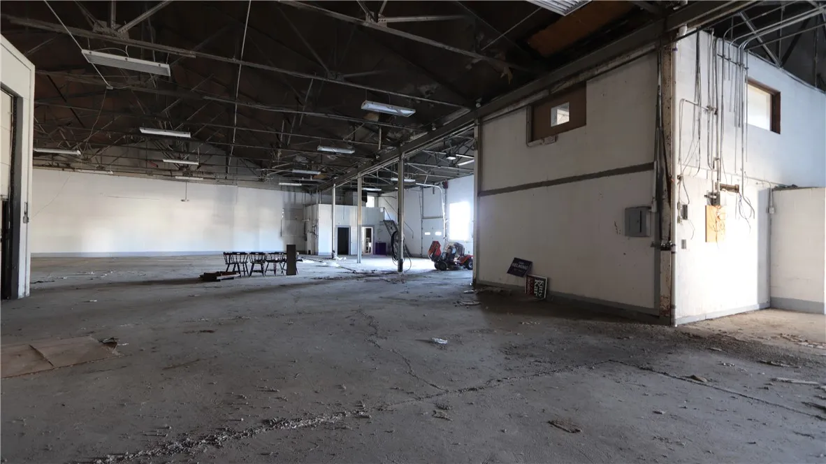 142 Middle Street, Geneva City, New York 14456, Geneva City, New York 14456, ,Commercial Sale,For Sale,142 Middle Street, Geneva City, New York 14456,0,R1647783