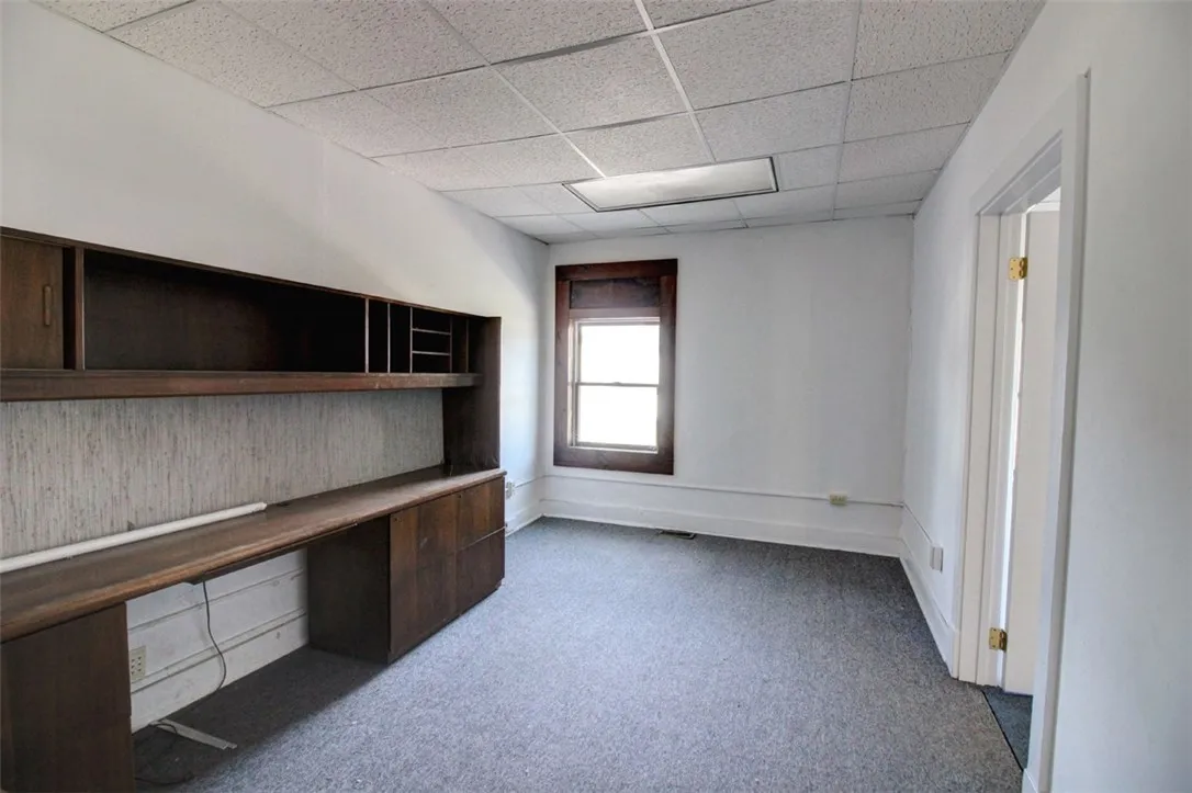 142 Middle Street, Geneva City, New York 14456, Geneva City, New York 14456, ,Commercial Sale,For Sale,142 Middle Street, Geneva City, New York 14456,0,R1647783