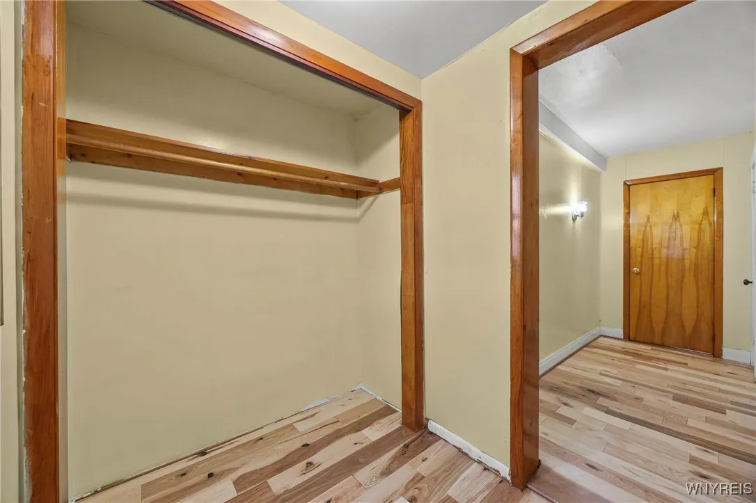 39 Manhart Street, Buffalo, New York 14215, Buffalo, New York 14215, 4 Bedrooms Bedrooms, ,2 BathroomsBathrooms,Residential,For Sale,39 Manhart Street, Buffalo, New York 14215,0,B1647791