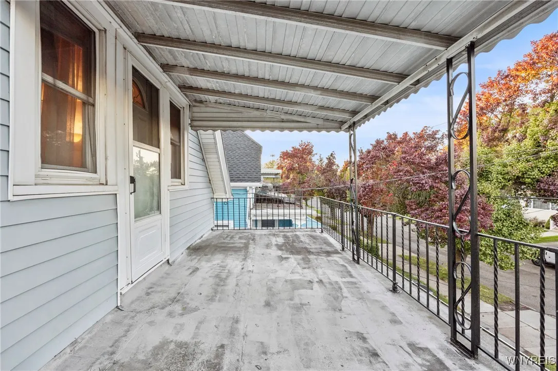 39 Manhart Street, Buffalo, New York 14215, Buffalo, New York 14215, 4 Bedrooms Bedrooms, ,2 BathroomsBathrooms,Residential,For Sale,39 Manhart Street, Buffalo, New York 14215,0,B1647791