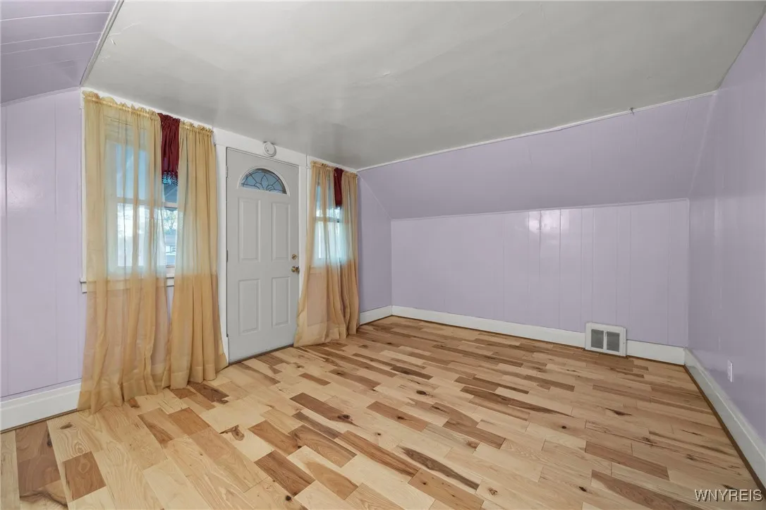 39 Manhart Street, Buffalo, New York 14215, Buffalo, New York 14215, 4 Bedrooms Bedrooms, ,2 BathroomsBathrooms,Residential,For Sale,39 Manhart Street, Buffalo, New York 14215,0,B1647791