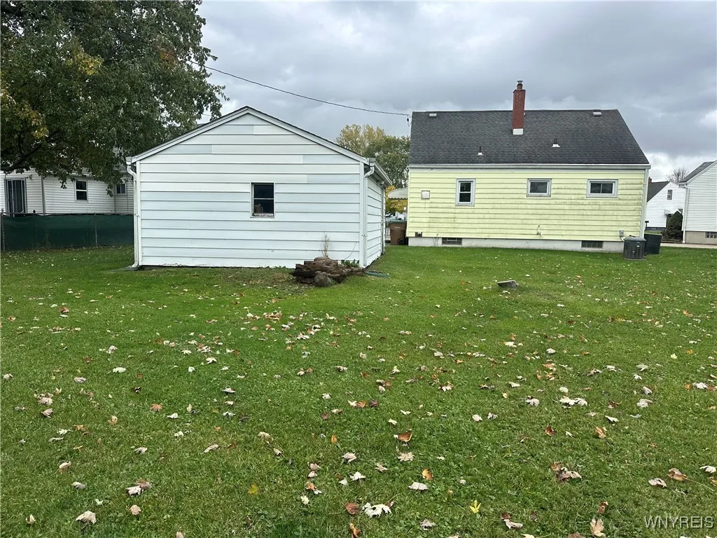 6 Miami Parkway, Cheektowaga, New York 14225, Cheektowaga, New York 14225, 3 Bedrooms Bedrooms, 5 Rooms Rooms,1 BathroomBathrooms,Residential Lease,Closed,6 Miami Parkway, Cheektowaga, New York 14225,0,B1647687