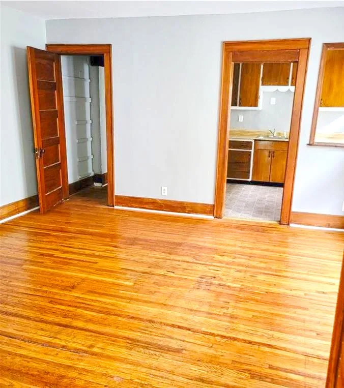 158 Birr Street 156, Rochester, New York 14613, Rochester, New York 14613, 8 Bedrooms Bedrooms, ,4 BathroomsBathrooms,Residential,For Sale,158 Birr Street 156, Rochester, New York 14613,0,R1646780