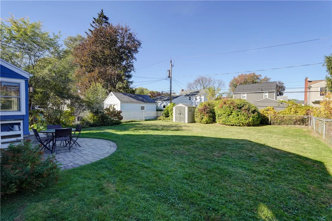 632 Westchester Avenue, Irondequoit, New York 1460, Irondequoit, New York 14609, 3 Bedrooms Bedrooms, 6 Rooms Rooms,1 BathroomBathrooms,Residential,For Sale,632 Westchester Avenue, Irondequoit, New York 1460,0,R1647910