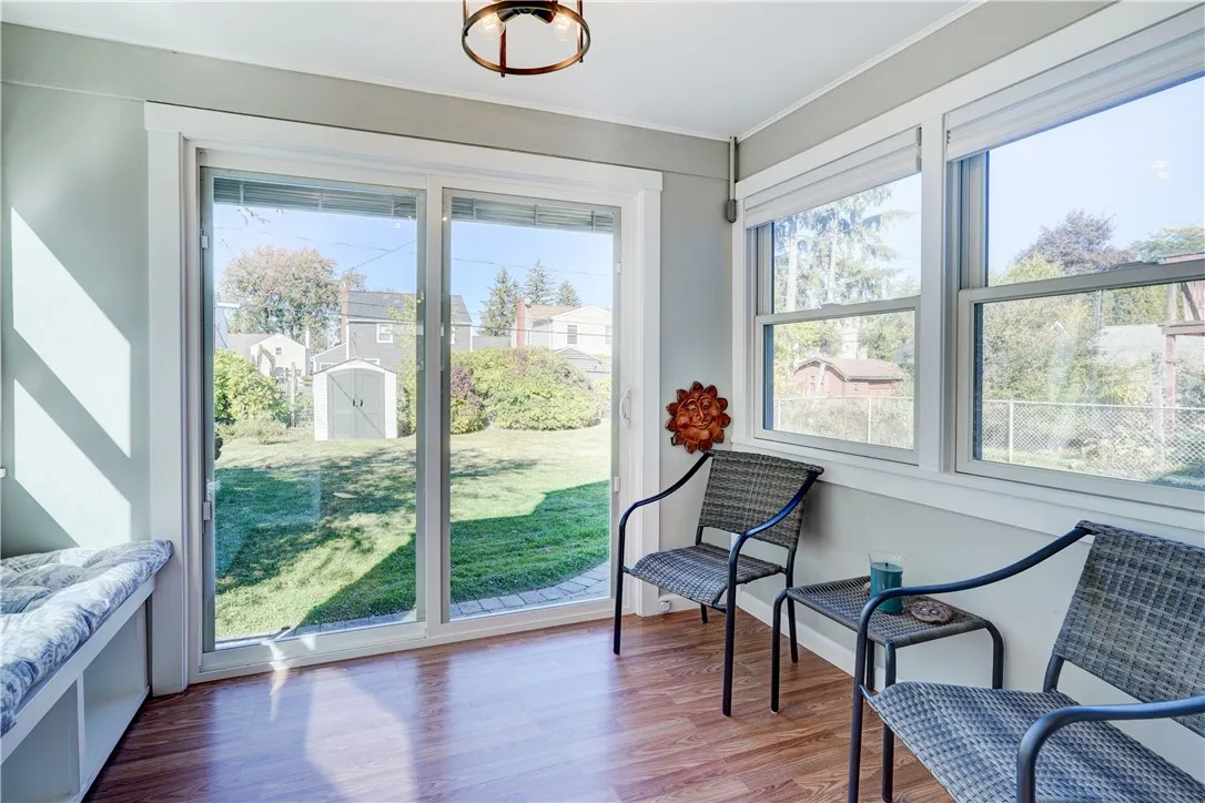 632 Westchester Avenue, Irondequoit, New York 1460, Irondequoit, New York 14609, 3 Bedrooms Bedrooms, 6 Rooms Rooms,1 BathroomBathrooms,Residential,For Sale,632 Westchester Avenue, Irondequoit, New York 1460,0,R1647910