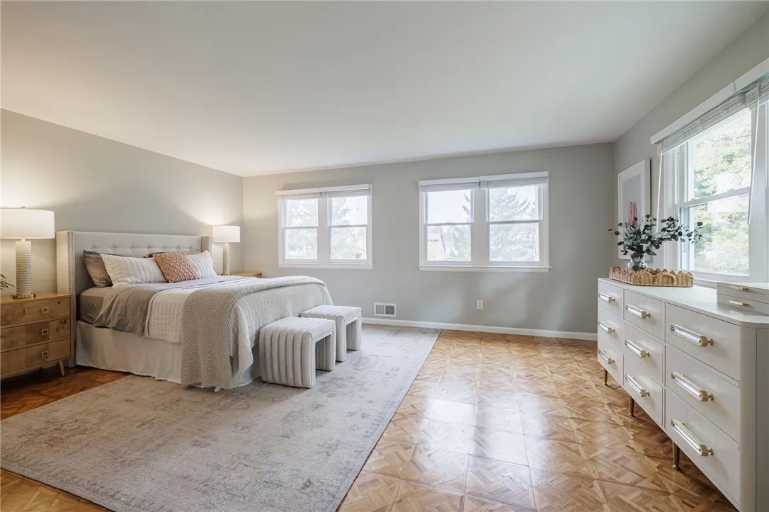 104 Garnsey Road, Perinton, New York 14534, Perinton, New York 14534, 4 Bedrooms Bedrooms, 7 Rooms Rooms,2 BathroomsBathrooms,Residential,Closed,104 Garnsey Road, Perinton, New York 14534,0,R1647240