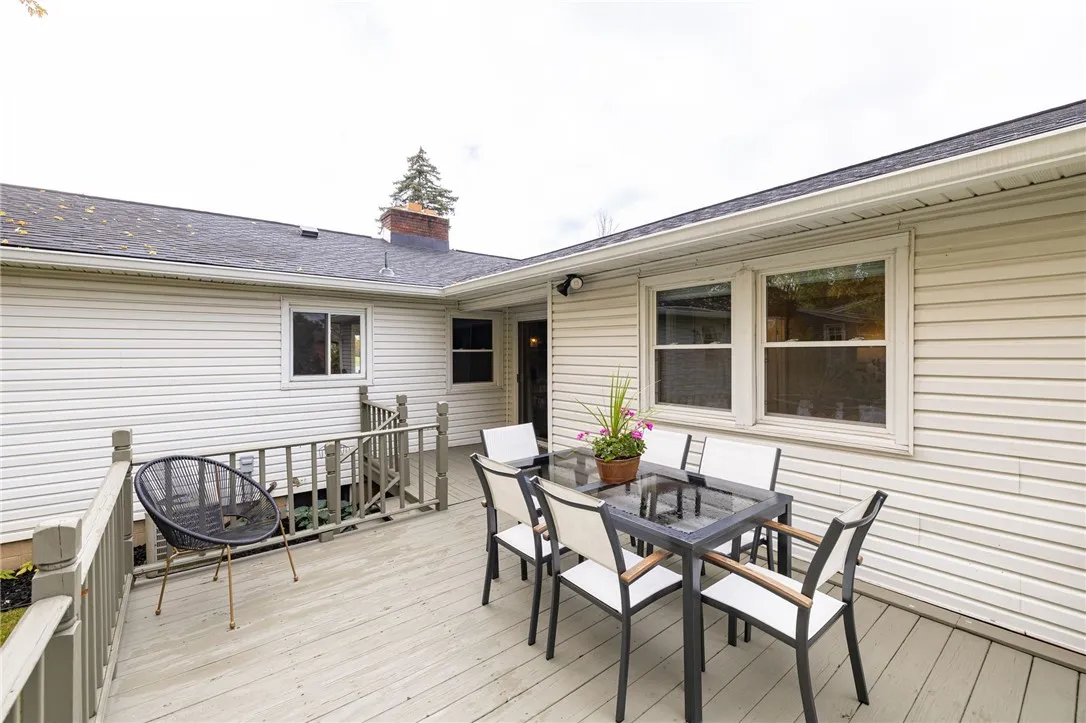 104 Garnsey Road, Perinton, New York 14534, Perinton, New York 14534, 4 Bedrooms Bedrooms, 7 Rooms Rooms,2 BathroomsBathrooms,Residential,Closed,104 Garnsey Road, Perinton, New York 14534,0,R1647240