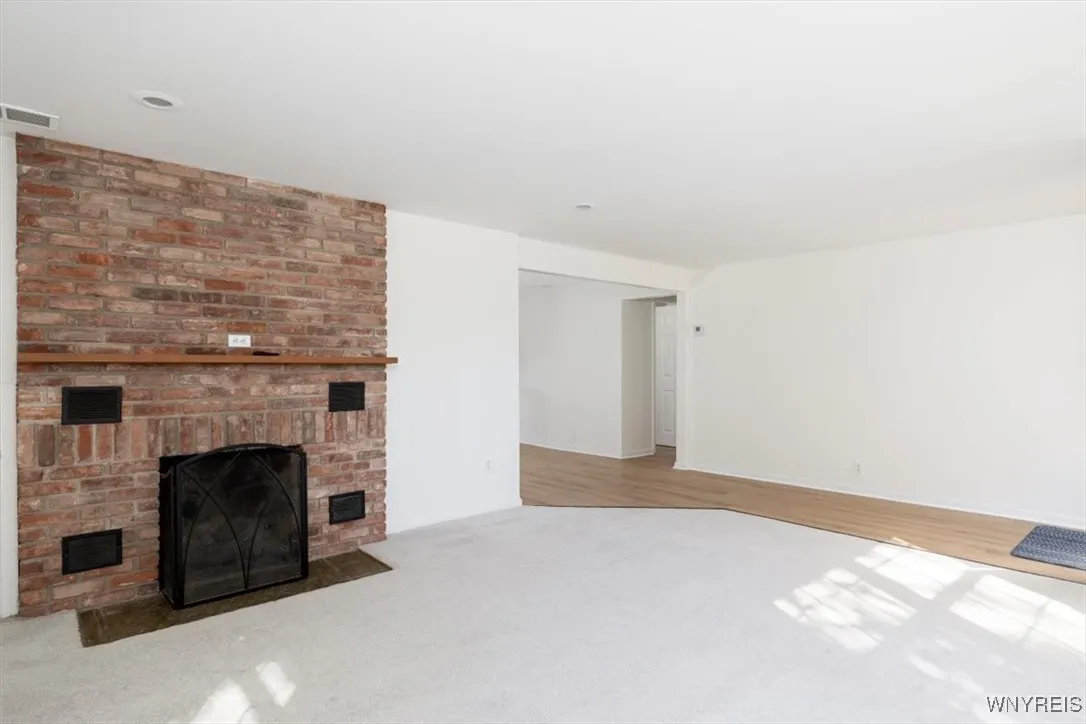 89 Mayfield Ave Avenue, Tonawanda, New York 14150, Tonawanda, New York 14150, 3 Bedrooms Bedrooms, 6 Rooms Rooms,2 BathroomsBathrooms,Residential,For Sale,89 Mayfield Ave Avenue, Tonawanda, New York 14150,0,B1647740