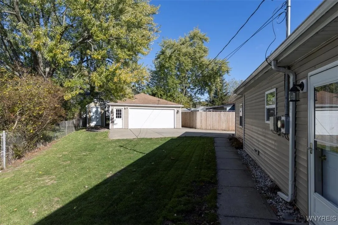 89 Mayfield Ave Avenue, Tonawanda, New York 14150, Tonawanda, New York 14150, 3 Bedrooms Bedrooms, 6 Rooms Rooms,2 BathroomsBathrooms,Residential,For Sale,89 Mayfield Ave Avenue, Tonawanda, New York 14150,0,B1647740