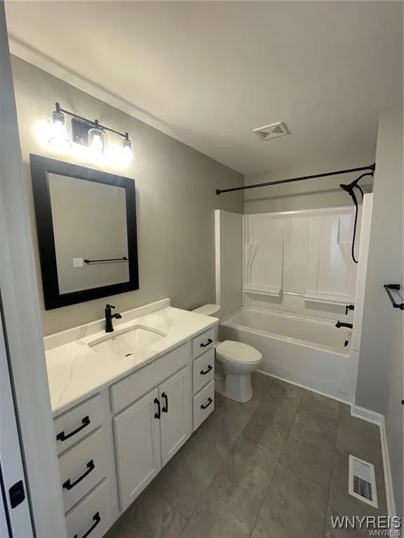 4543 Camp Road L205, Hamburg, New York 14075, Hamburg, New York 14075, 2 Bedrooms Bedrooms, 5 Rooms Rooms,2 BathroomsBathrooms,Residential,For Sale,4543 Camp Road L205, Hamburg, New York 14075,0,B1647585