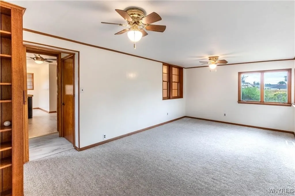 130 Alberta Drive, Amherst, New York 14226, Amherst, New York 14226, 3 Bedrooms Bedrooms, 8 Rooms Rooms,1 BathroomBathrooms,Residential Lease,For Rent,130 Alberta Drive, Amherst, New York 14226,0,B1647163
