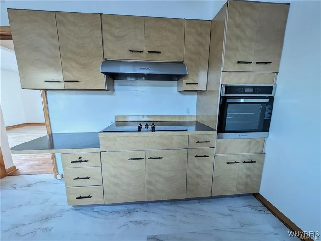 130 Alberta Drive, Amherst, New York 14226, Amherst, New York 14226, 3 Bedrooms Bedrooms, 8 Rooms Rooms,1 BathroomBathrooms,Residential Lease,For Rent,130 Alberta Drive, Amherst, New York 14226,0,B1647163