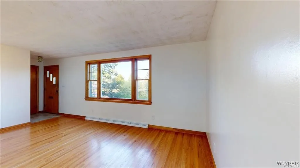 130 Alberta Drive, Amherst, New York 14226, Amherst, New York 14226, 3 Bedrooms Bedrooms, 8 Rooms Rooms,1 BathroomBathrooms,Residential Lease,For Rent,130 Alberta Drive, Amherst, New York 14226,0,B1647163