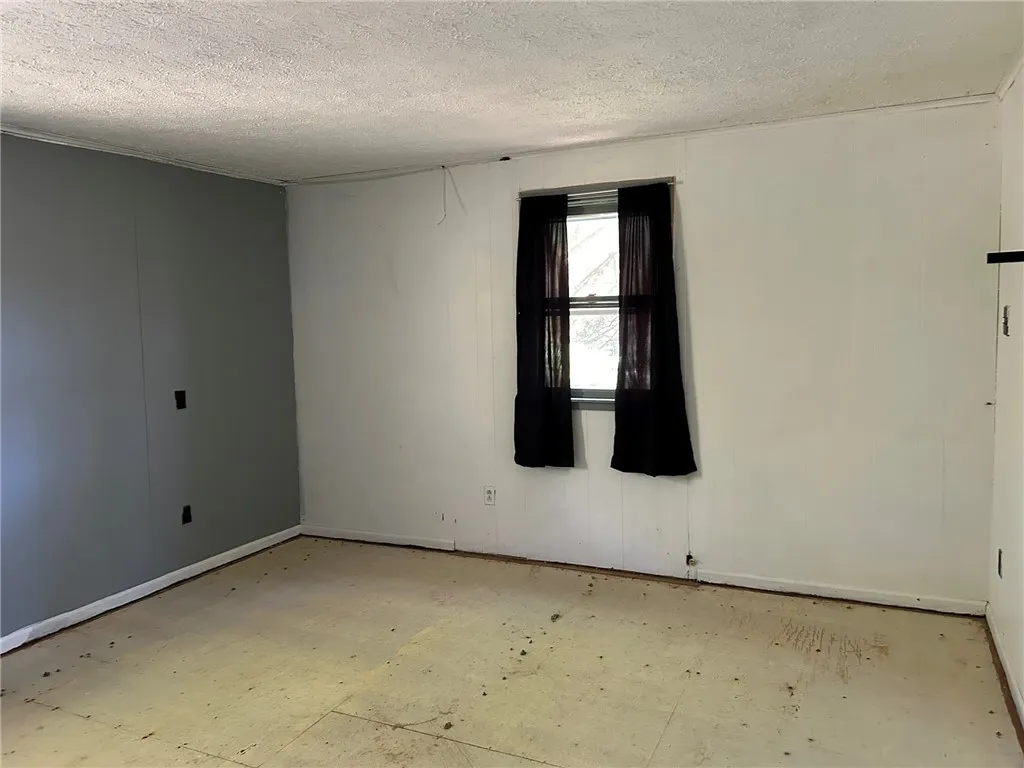 2553 State Route 104, Ontario, New York 14519, Ontario, New York 14519, 3 Bedrooms Bedrooms, 7 Rooms Rooms,1 BathroomBathrooms,Residential,For Sale,2553 State Route 104, Ontario, New York 14519,0,R1647955