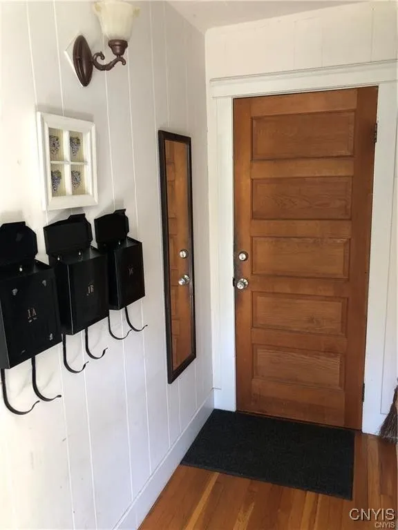 167 East Genesee Street, Skaneateles, New York 131, Skaneateles, New York 13152, 1 Bedroom Bedrooms, 4 Rooms Rooms,1 BathroomBathrooms,Residential Lease,For Rent,167 East Genesee Street, Skaneateles, New York 131,0,S1647985