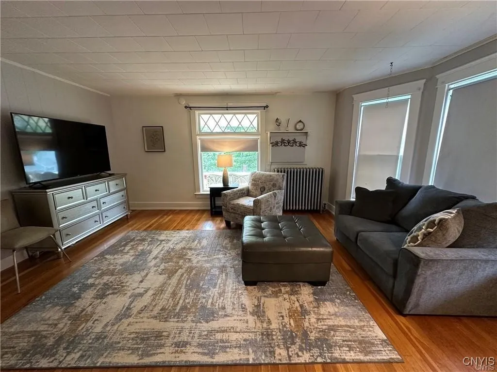 167 East Genesee Street, Skaneateles, New York 131, Skaneateles, New York 13152, 1 Bedroom Bedrooms, 4 Rooms Rooms,1 BathroomBathrooms,Residential Lease,For Rent,167 East Genesee Street, Skaneateles, New York 131,0,S1647985