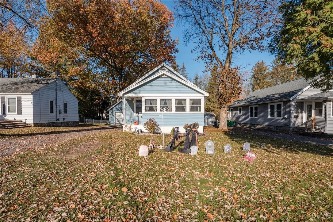 111 Randall Terrace, Cicero, New York 13212, Cicero, New York 13212, 3 Bedrooms Bedrooms, 6 Rooms Rooms,1 BathroomBathrooms,Residential,For Sale,111 Randall Terrace, Cicero, New York 13212,0,S1646301