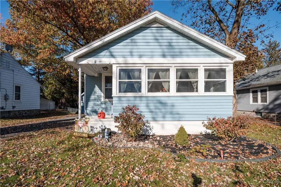 111 Randall Terrace, Cicero, New York 13212, Cicero, New York 13212, 3 Bedrooms Bedrooms, 6 Rooms Rooms,1 BathroomBathrooms,Residential,For Sale,111 Randall Terrace, Cicero, New York 13212,0,S1646301