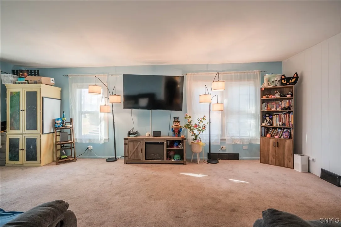 111 Randall Terrace, Cicero, New York 13212, Cicero, New York 13212, 3 Bedrooms Bedrooms, 6 Rooms Rooms,1 BathroomBathrooms,Residential,For Sale,111 Randall Terrace, Cicero, New York 13212,0,S1646301