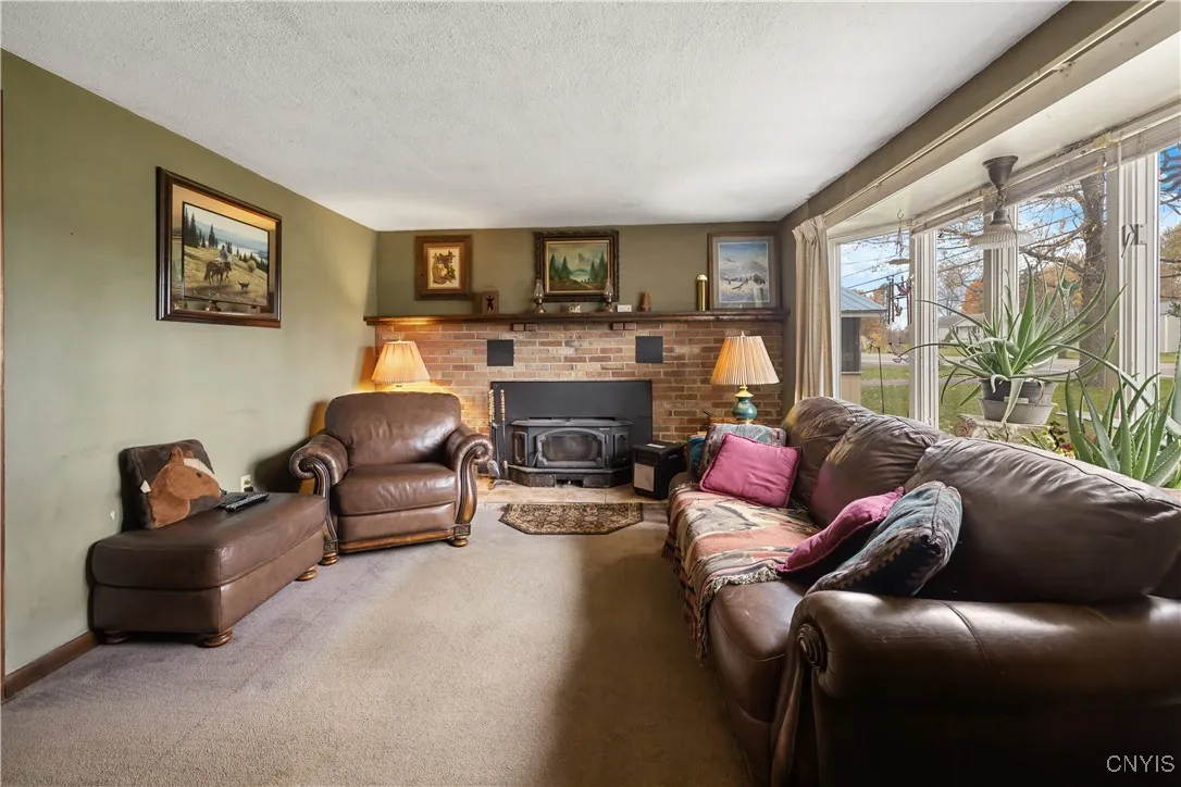 1302 Fyler Rd