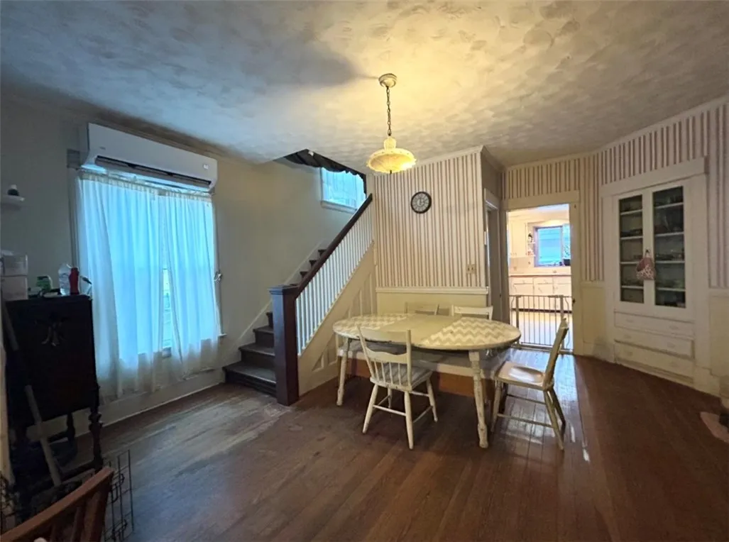 1094 County Rd 10a, Norwich, New York 13815, Norwich, New York 13815, 4 Bedrooms Bedrooms, 10 Rooms Rooms,1 BathroomBathrooms,Residential,For Sale,1094 County Rd 10a, Norwich, New York 13815,0,R1647491