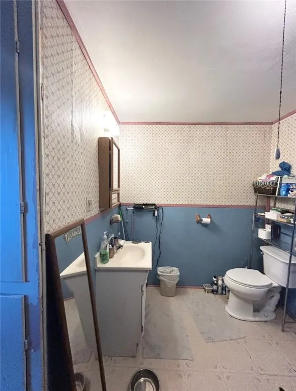 1094 County Rd 10a, Norwich, New York 13815, Norwich, New York 13815, 4 Bedrooms Bedrooms, 10 Rooms Rooms,1 BathroomBathrooms,Residential,For Sale,1094 County Rd 10a, Norwich, New York 13815,0,R1647491