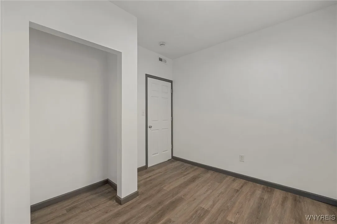 347 Bristol Street, Buffalo, New York 14206, Buffalo, New York 14206, 8 Bedrooms Bedrooms, ,4 BathroomsBathrooms,Residential,For Sale,347 Bristol Street, Buffalo, New York 14206,0,B1648008