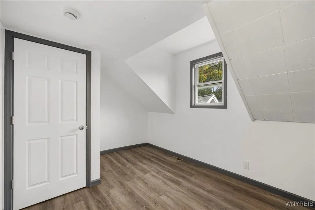 347 Bristol Street, Buffalo, New York 14206, Buffalo, New York 14206, 8 Bedrooms Bedrooms, ,4 BathroomsBathrooms,Residential,For Sale,347 Bristol Street, Buffalo, New York 14206,0,B1648008