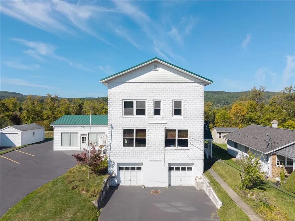 340 Cleveland Avenue, Hornellsville, New York 1484, Hornellsville, New York 14843, 9 Rooms Rooms,Commercial Sale,For Sale,340 Cleveland Avenue, Hornellsville, New York 1484,0,R1648009