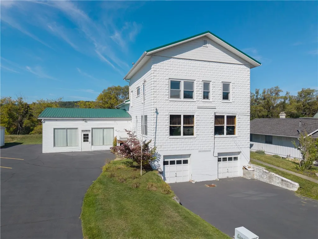 340 Cleveland Avenue, Hornellsville, New York 1484, Hornellsville, New York 14843, 9 Rooms Rooms,Commercial Sale,For Sale,340 Cleveland Avenue, Hornellsville, New York 1484,0,R1648009