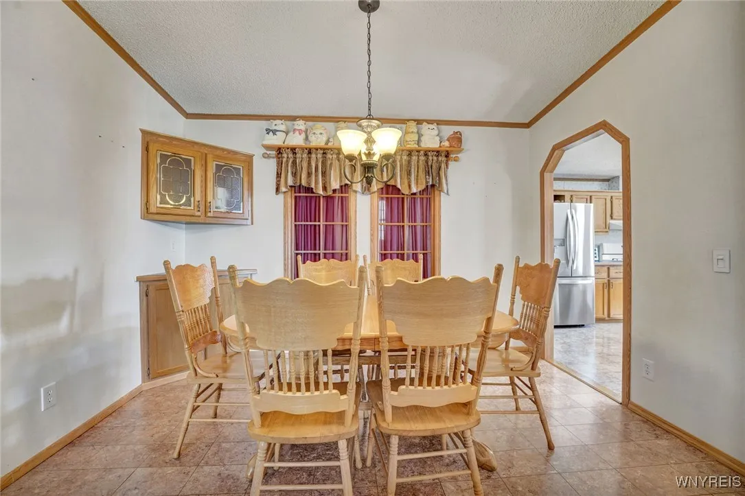 807 Fernwood Drive, Niagara, New York 14094, Lockport Town, New York 14094, 3 Bedrooms Bedrooms, 8 Rooms Rooms,2 BathroomsBathrooms,Residential,For Sale,807 Fernwood Drive, Niagara, New York 14094,0,B1647782