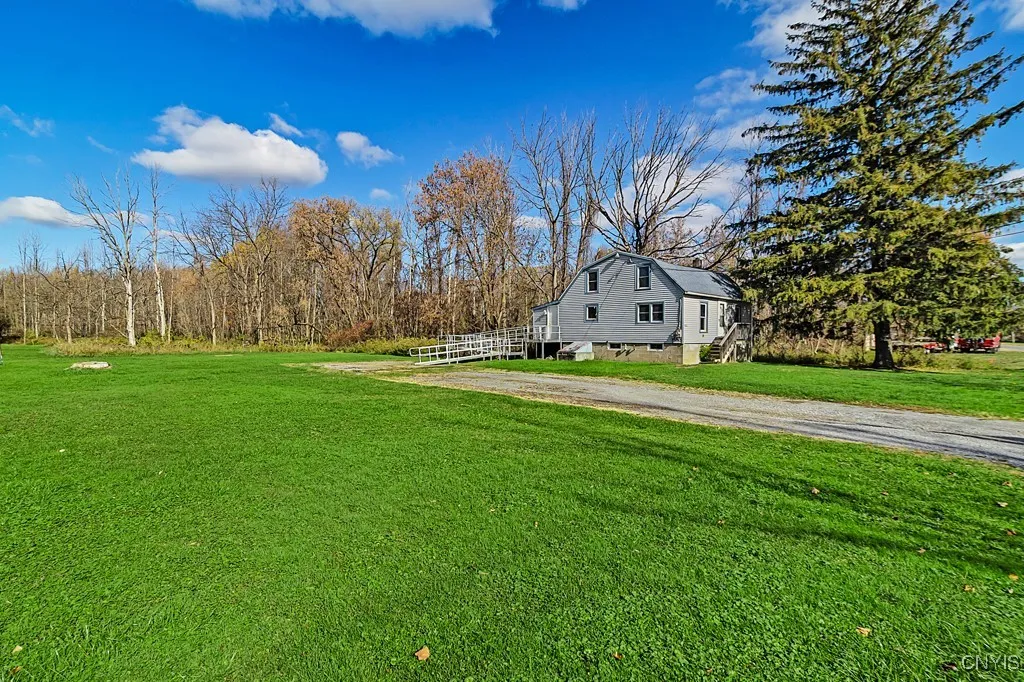 1012 Fitch Street, Oneida, New York 13421, Oneida, New York 13421, 2 Bedrooms Bedrooms, 5 Rooms Rooms,1 BathroomBathrooms,Residential,For Sale,1012 Fitch Street, Oneida, New York 13421,0,S1648034