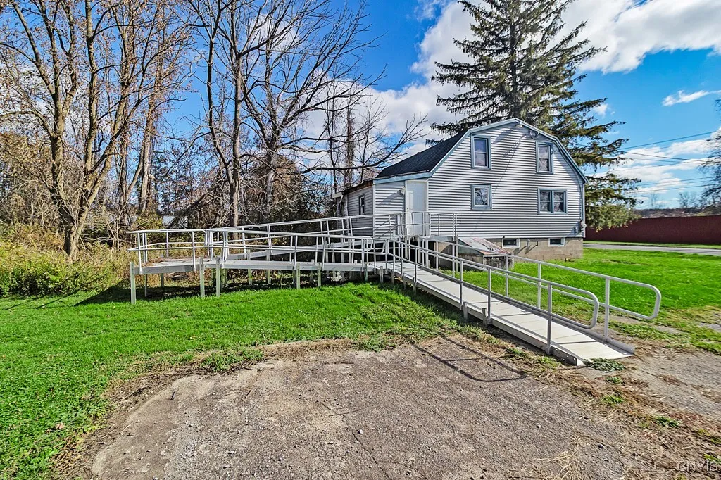 1012 Fitch Street, Oneida, New York 13421, Oneida, New York 13421, 2 Bedrooms Bedrooms, 5 Rooms Rooms,1 BathroomBathrooms,Residential,For Sale,1012 Fitch Street, Oneida, New York 13421,0,S1648034