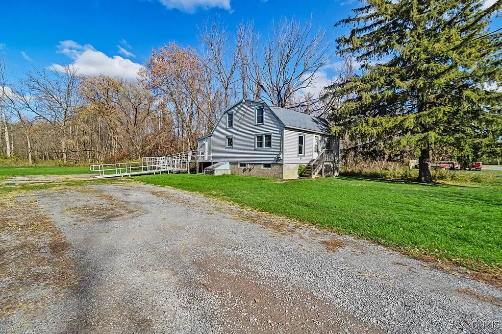 1012 Fitch Street, Oneida, New York 13421, Oneida, New York 13421, 2 Bedrooms Bedrooms, 5 Rooms Rooms,1 BathroomBathrooms,Residential,For Sale,1012 Fitch Street, Oneida, New York 13421,0,S1648034