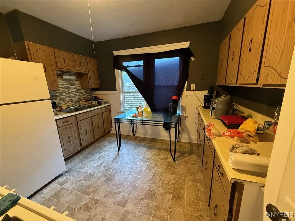 260 Indian Church Road, West Seneca, New York 1421, West Seneca, New York 14210, 6 Bedrooms Bedrooms, ,2 BathroomsBathrooms,Residential,Closed,260 Indian Church Road, West Seneca, New York 1421,0,B1647948