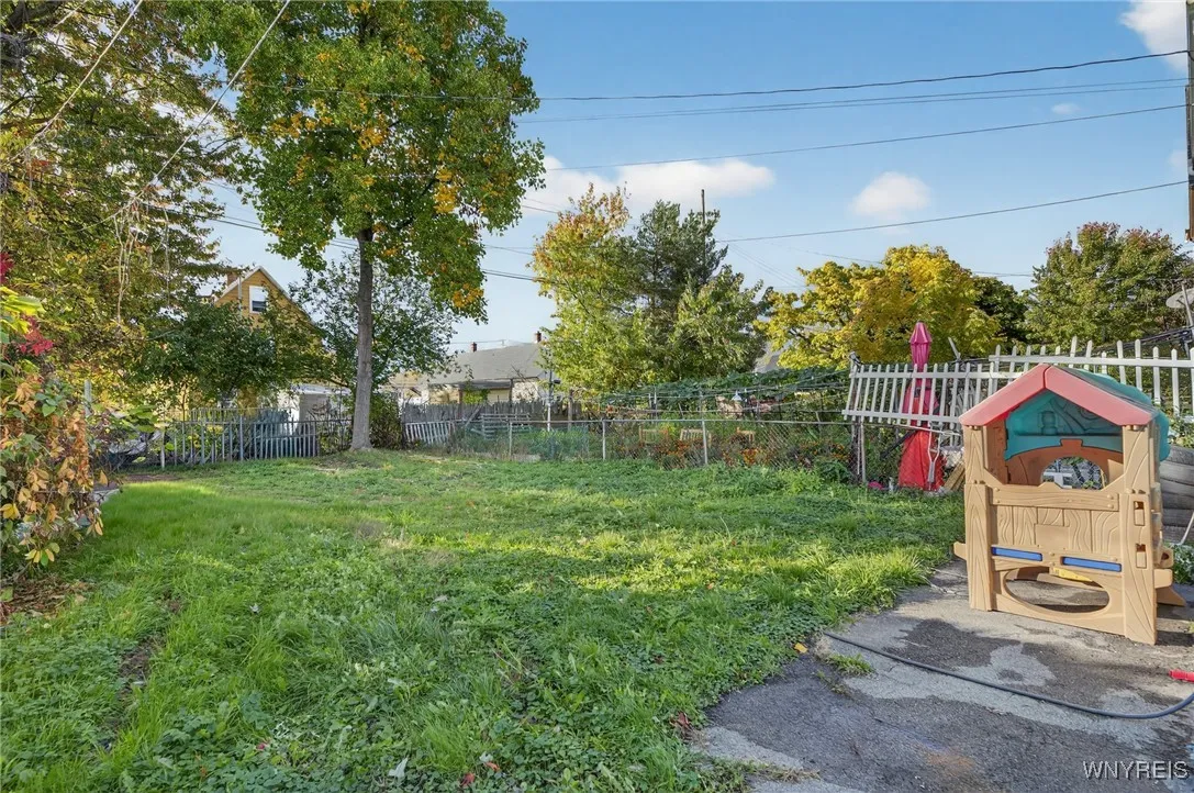 1330 Bailey Avenue, Buffalo, New York 14206, Buffalo, New York 14206, 6 Bedrooms Bedrooms, ,2 BathroomsBathrooms,Residential,For Sale,1330 Bailey Avenue, Buffalo, New York 14206,0,B1647319